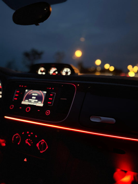 Car Customized: Add an 18 led in 1 kit ambient lighting to VW New Beetle 2013