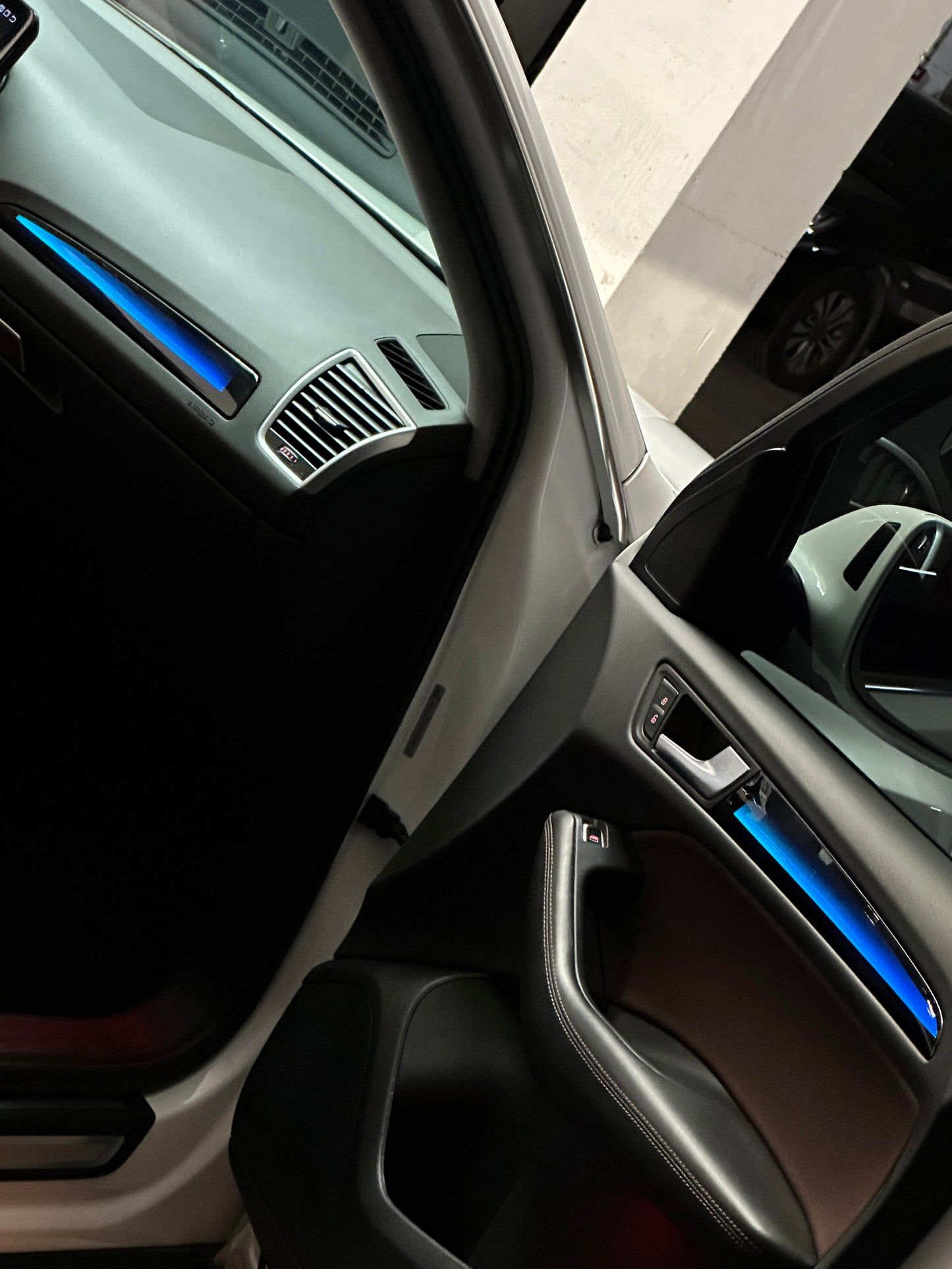 Q5 2010-2017 Ambient Lighting 64 Colors Rainbow